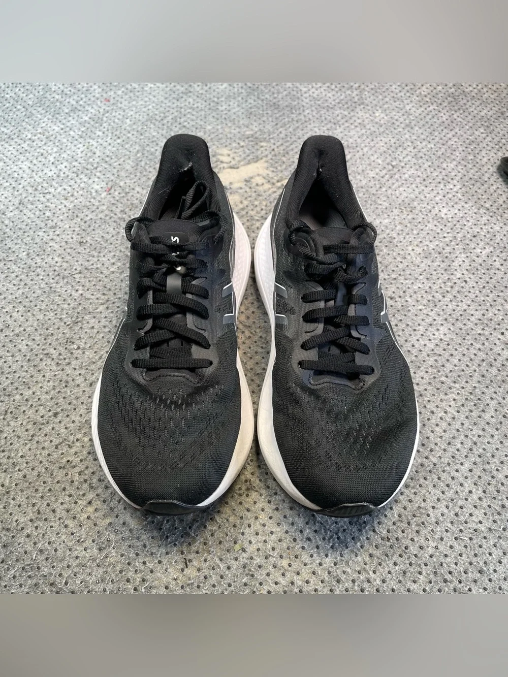 Asics GT-2000 12 Black Running Shoes Size 9.5 Women’s